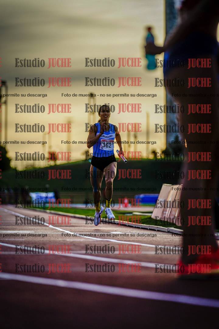 Fotos de los relevos 4x400 m de mujeres