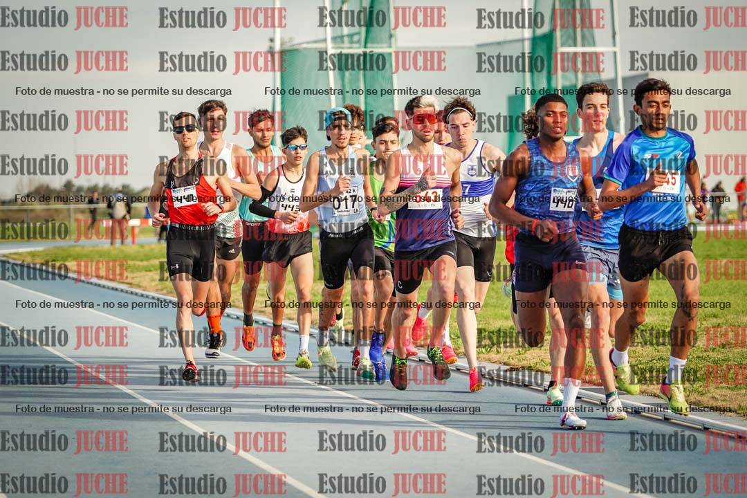 Fotos de los 1500 m llanos de varones