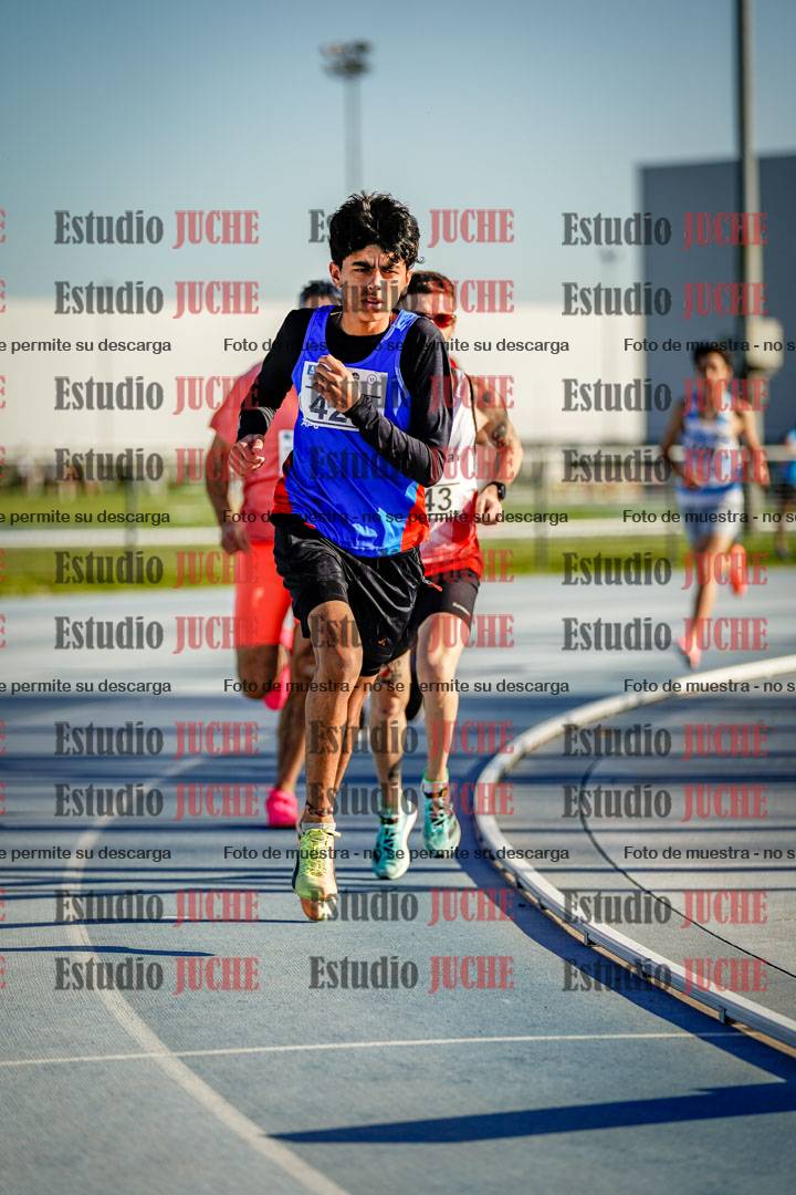 Fotos de los 1500 m llanos de varones