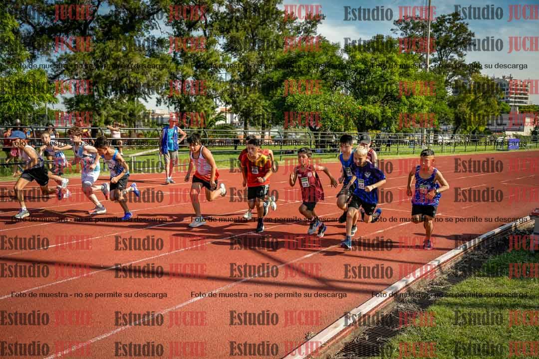 Fotos de los 1000 m llanos de varones