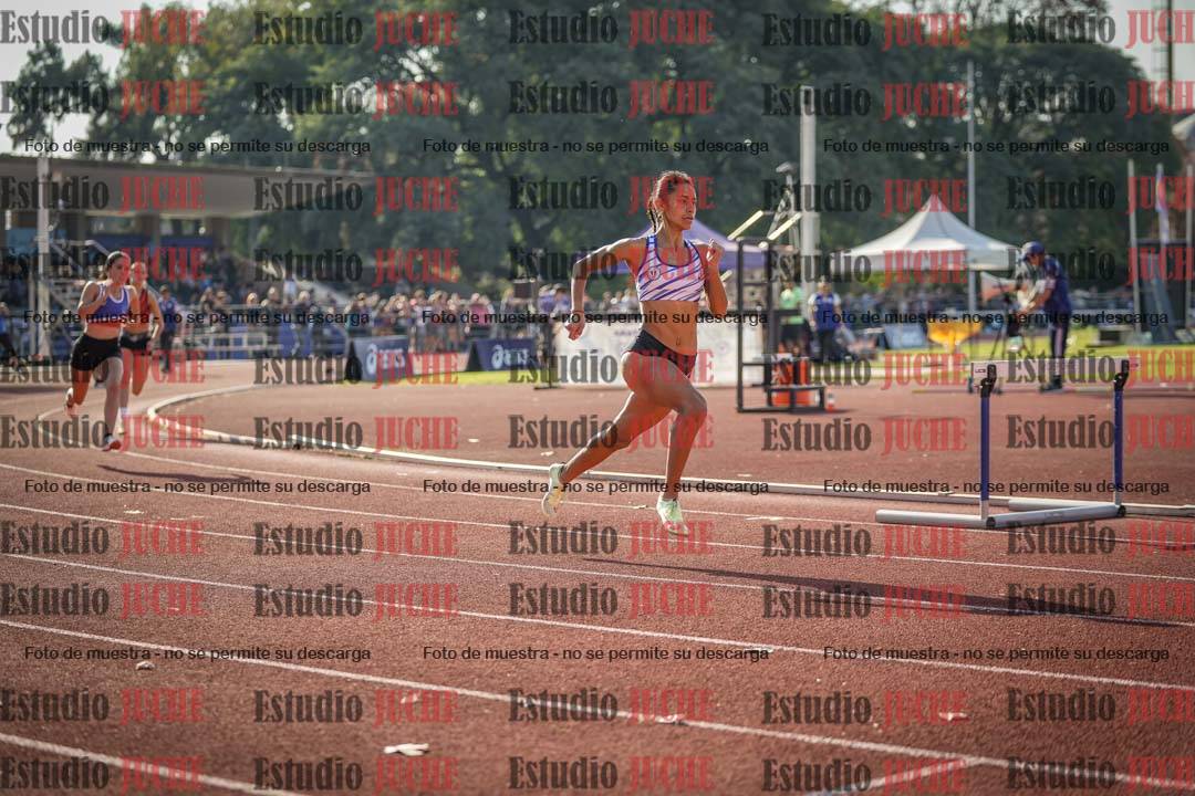 Fotos de los 400 m con vallas de mujeres