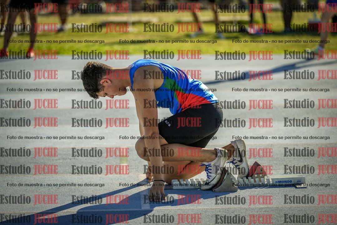 Fotos de los 400 m llanos de varones