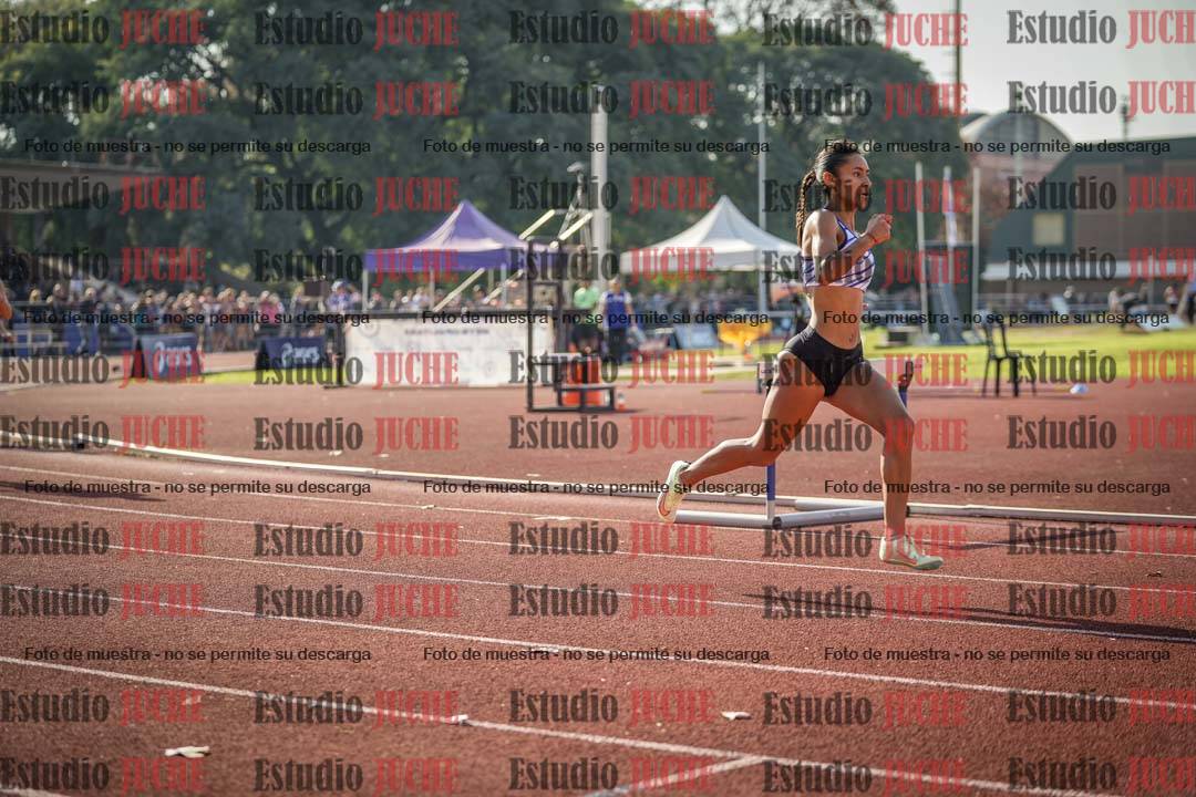 Fotos de los 400 m con vallas de mujeres