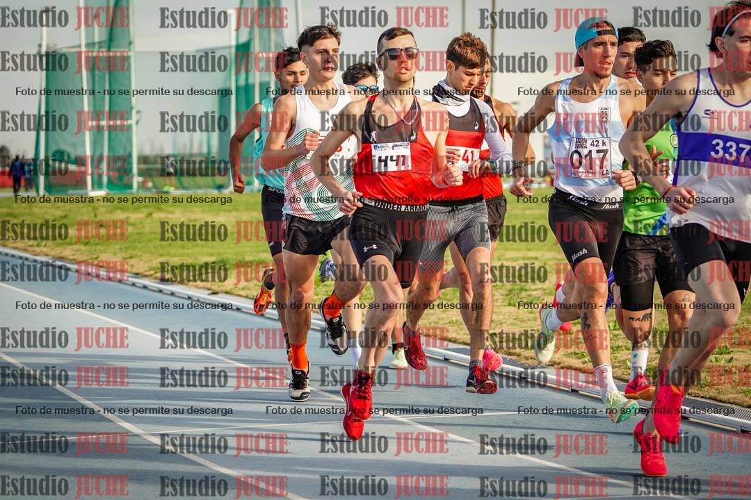 Fotos de los 1500 m llanos de varones