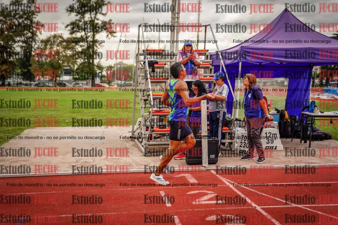 Fotos de los 800 m de varones
