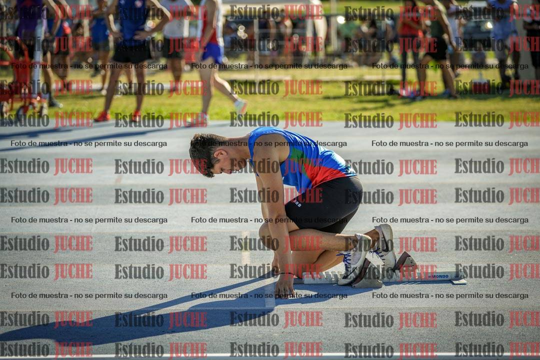Fotos de los 400 m llanos de varones