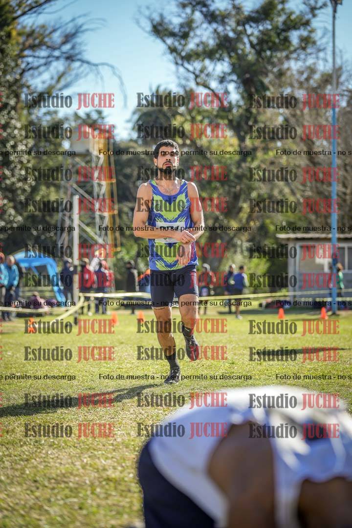 Fotos de la llegada del cross de 8000 m