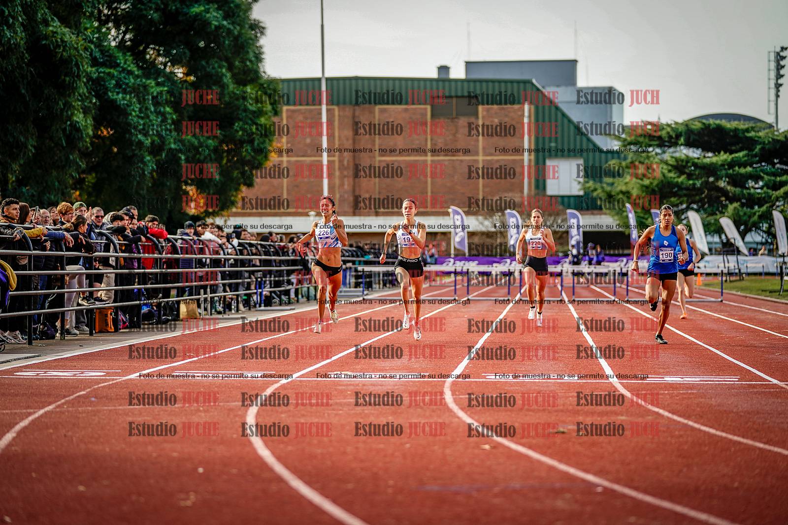 Fotos de los 400 m con vallas de mujeres