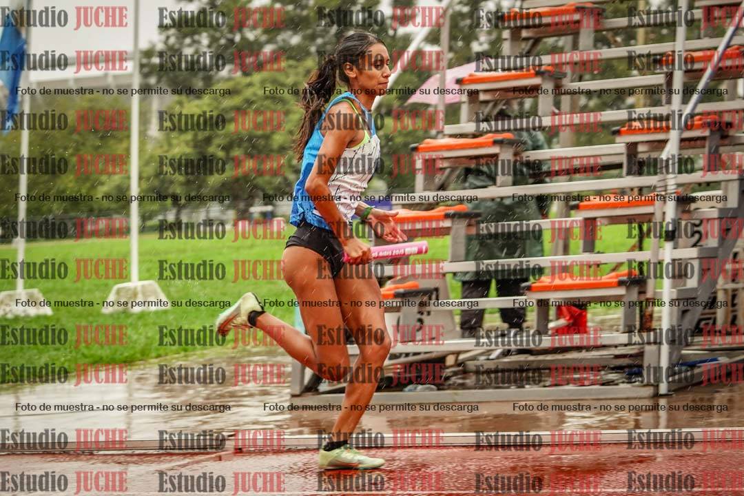 Fotos de las postas 4x400 m de mujeres