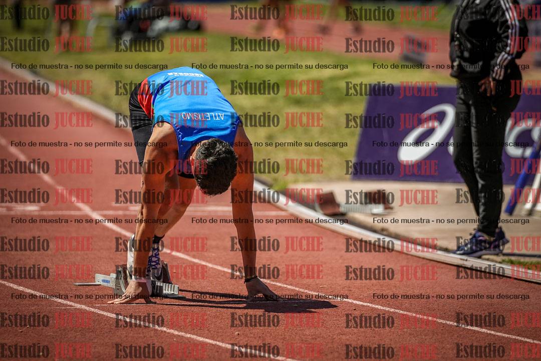 Fotos de los 400 m llanos de varones