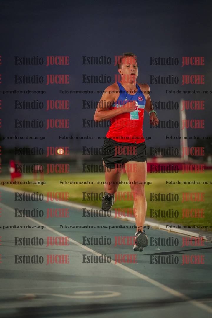 Fotos de los 3000 m llanos de varones