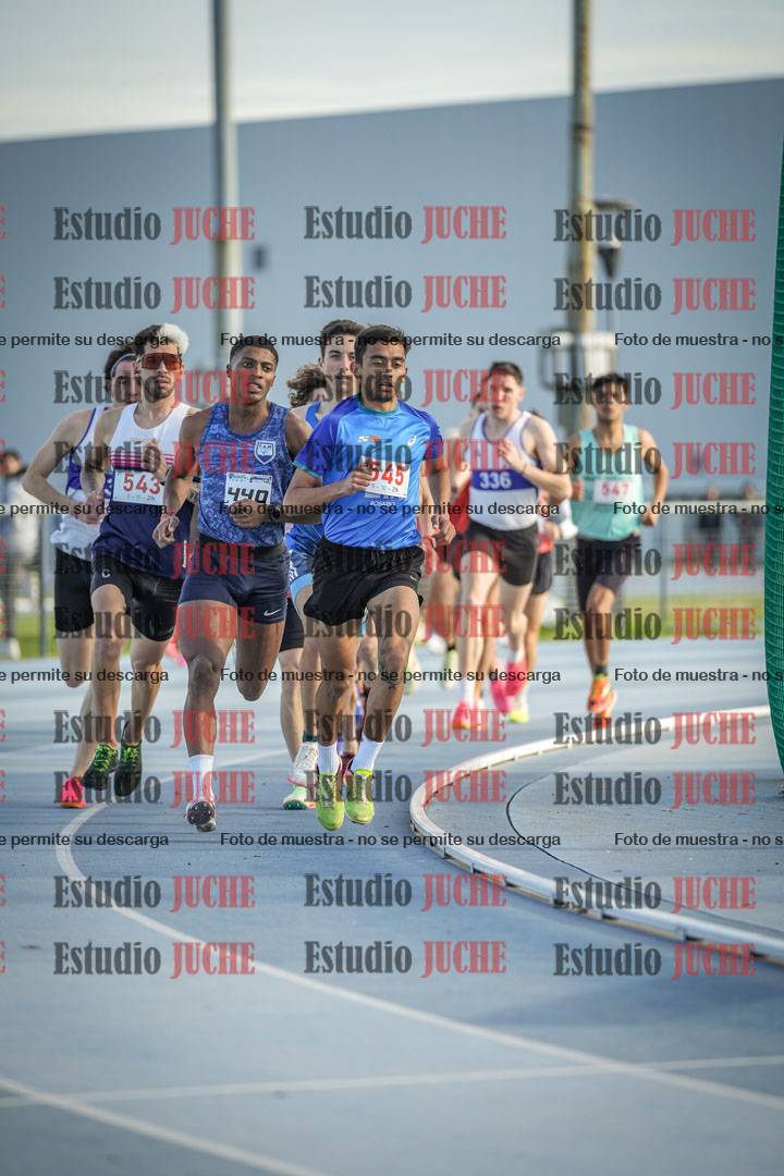 Fotos de los 1500 m llanos de varones