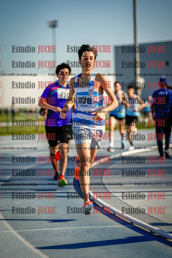 Fotos de los 1500 m llanos de varones