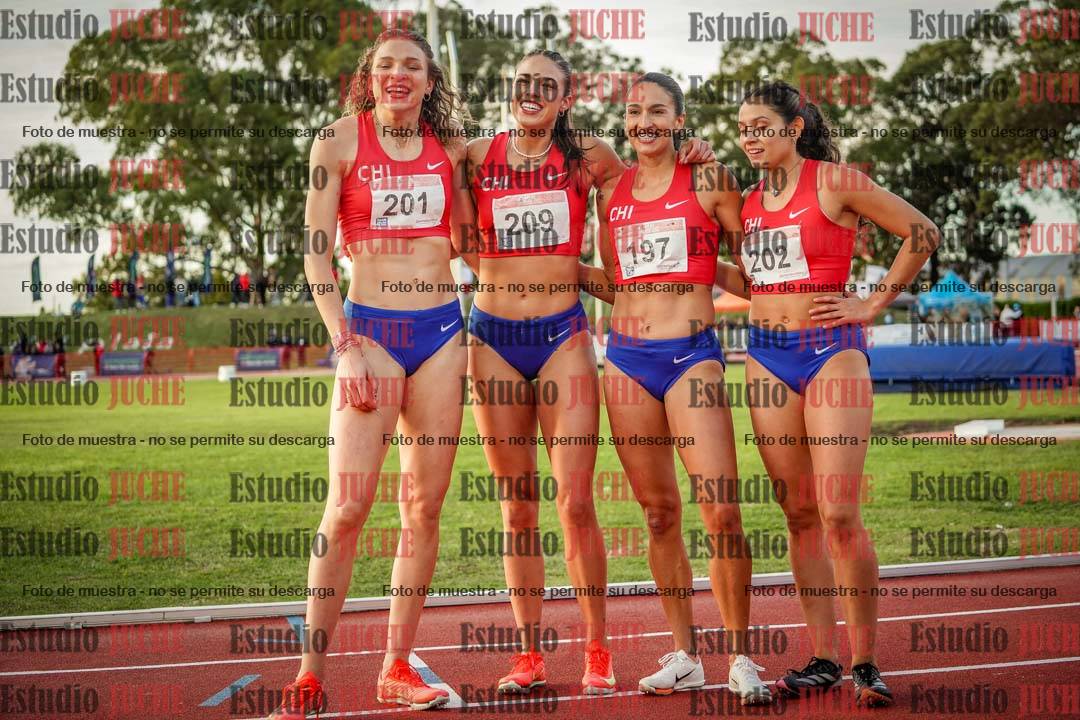 Fotos de algunos extras y podios del día 3