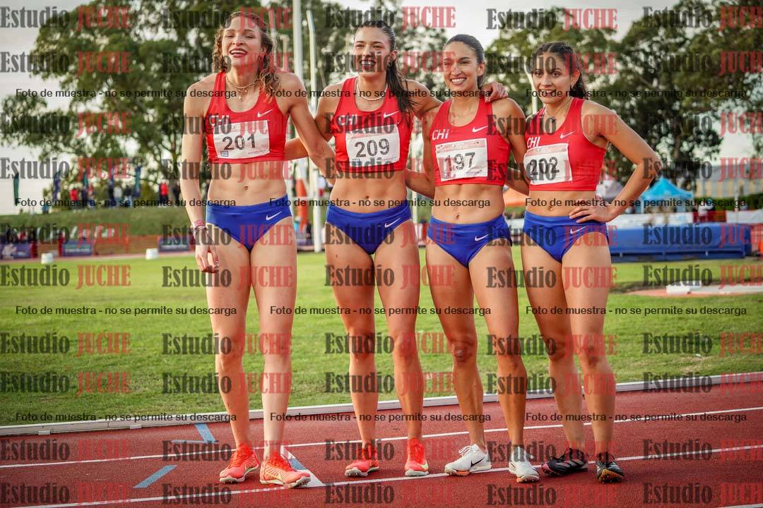 Fotos de algunos extras y podios del día 3