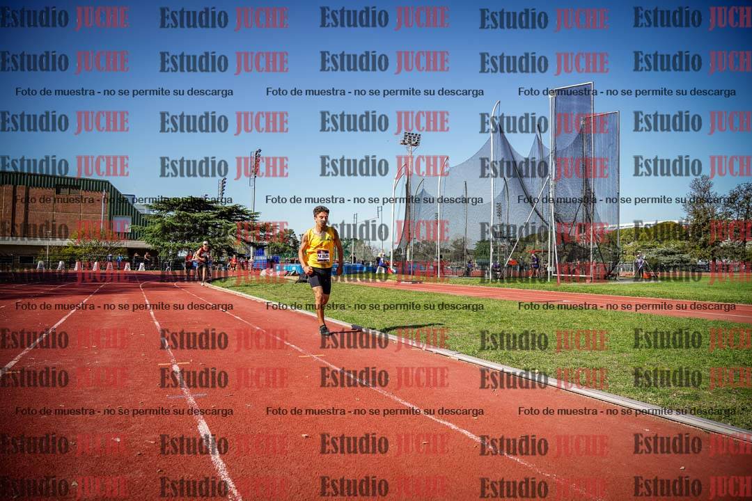 Fotos de los 600 m llanos de varones