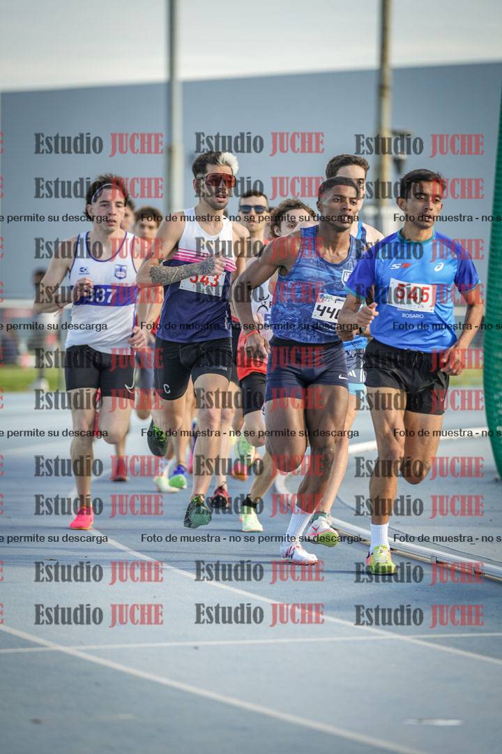 Fotos de los 1500 m llanos de varones