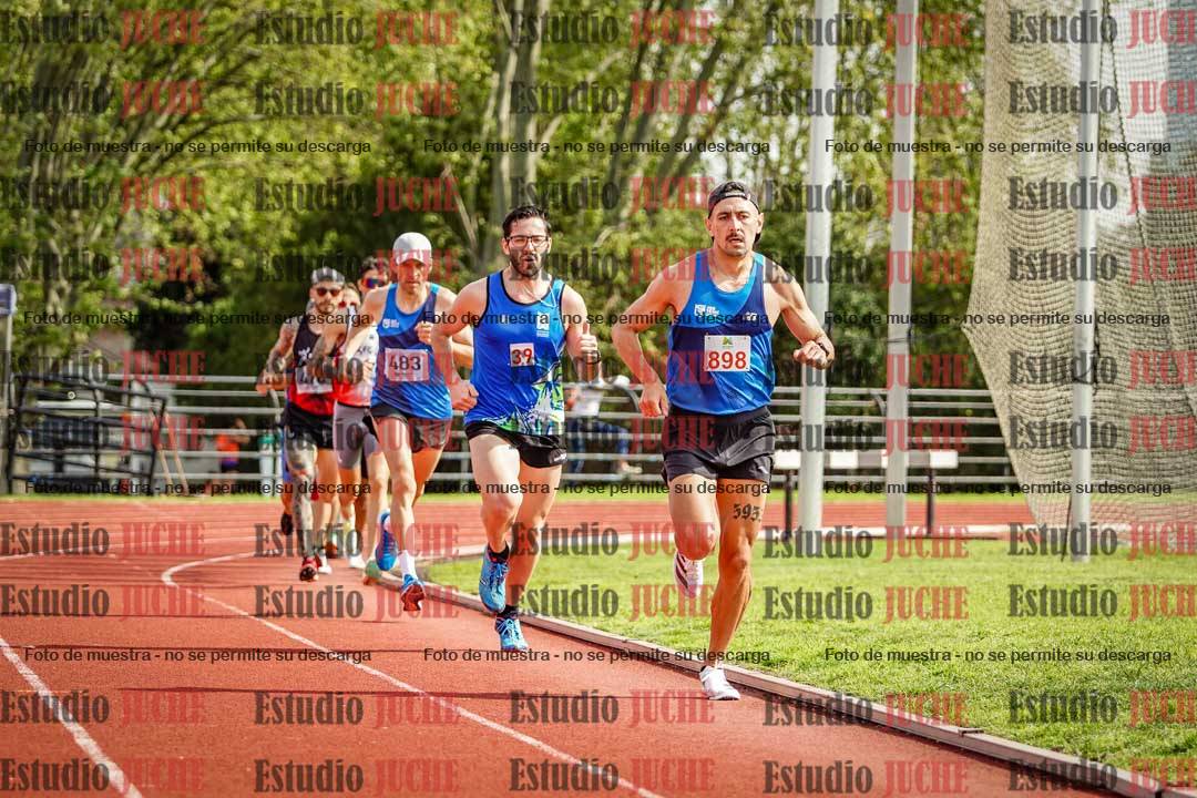 Fotos de los 3000 m llanos de varones