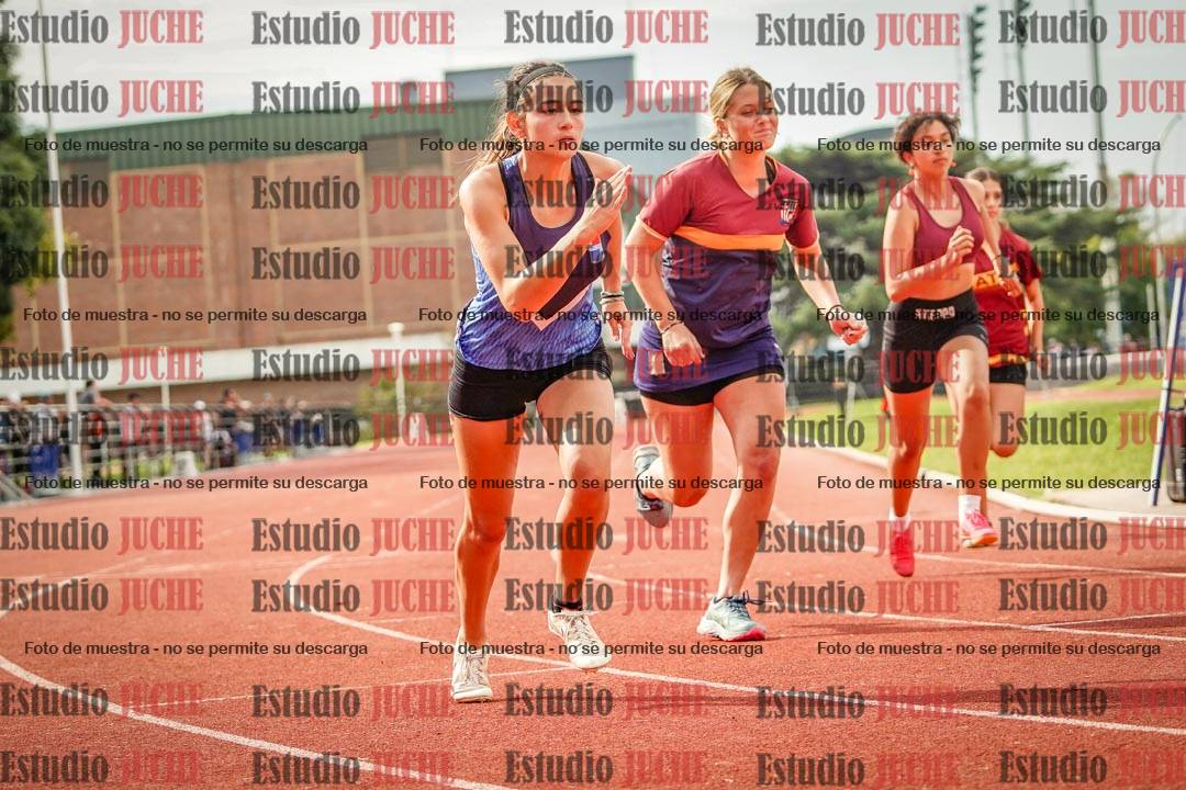Fotos de los 800 m llanos de mujeres - hepta 7