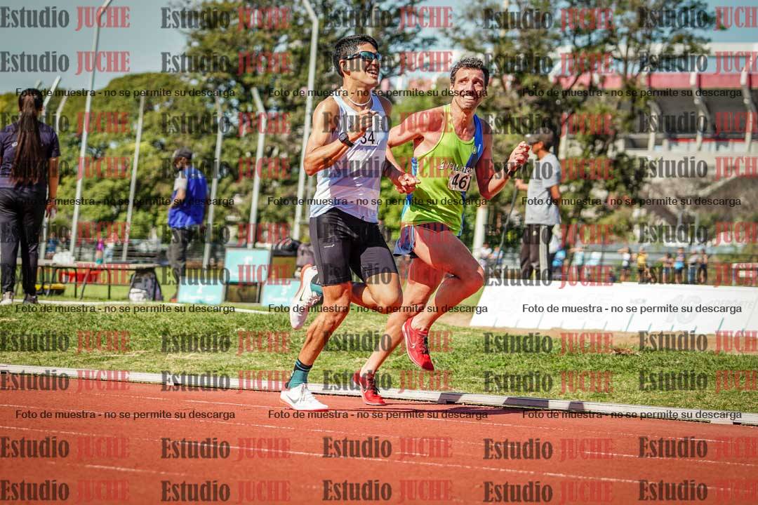 Fotos de los 5000 m llanos de mujeres y varones