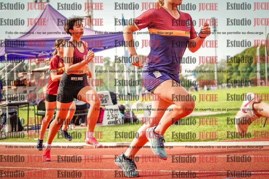 Fotos de los 800 m llanos de mujeres - hepta 7