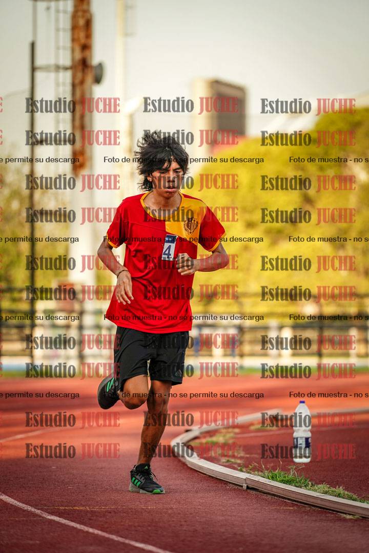 Fotos de los 2400 m llanos de varones