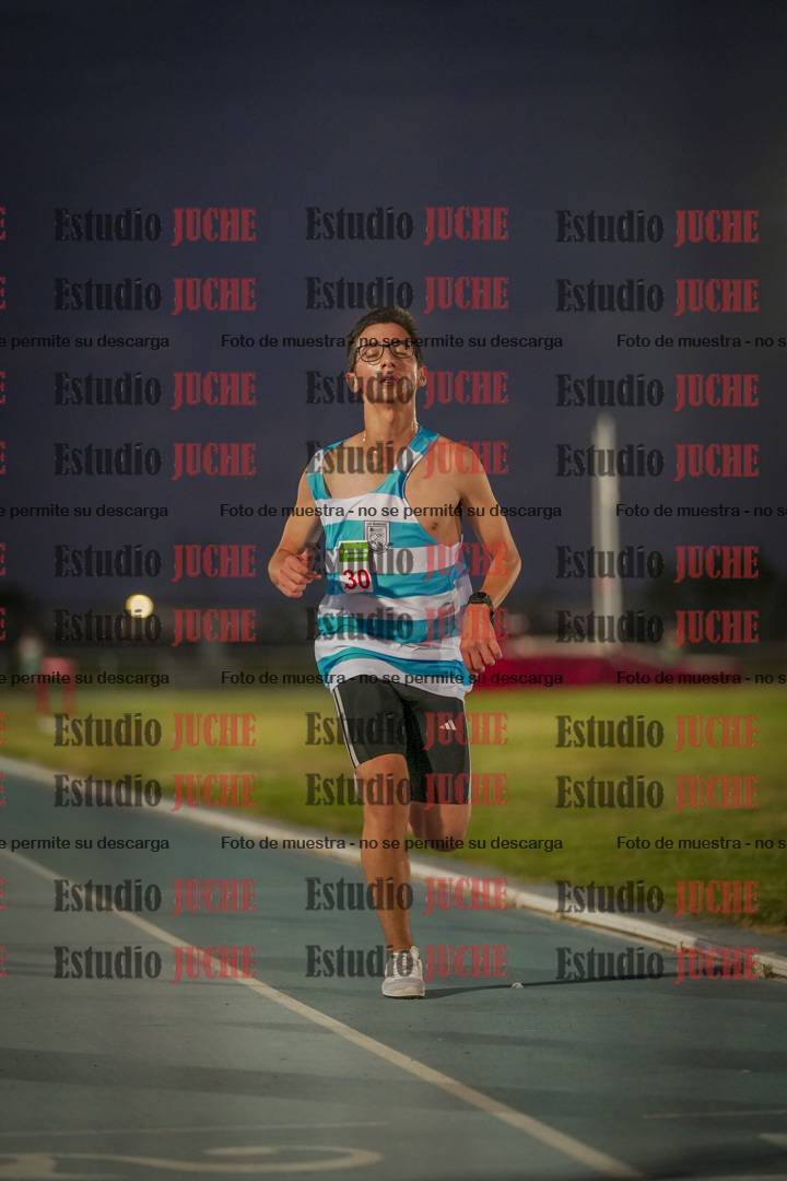 Fotos de los 3000 m llanos de varones