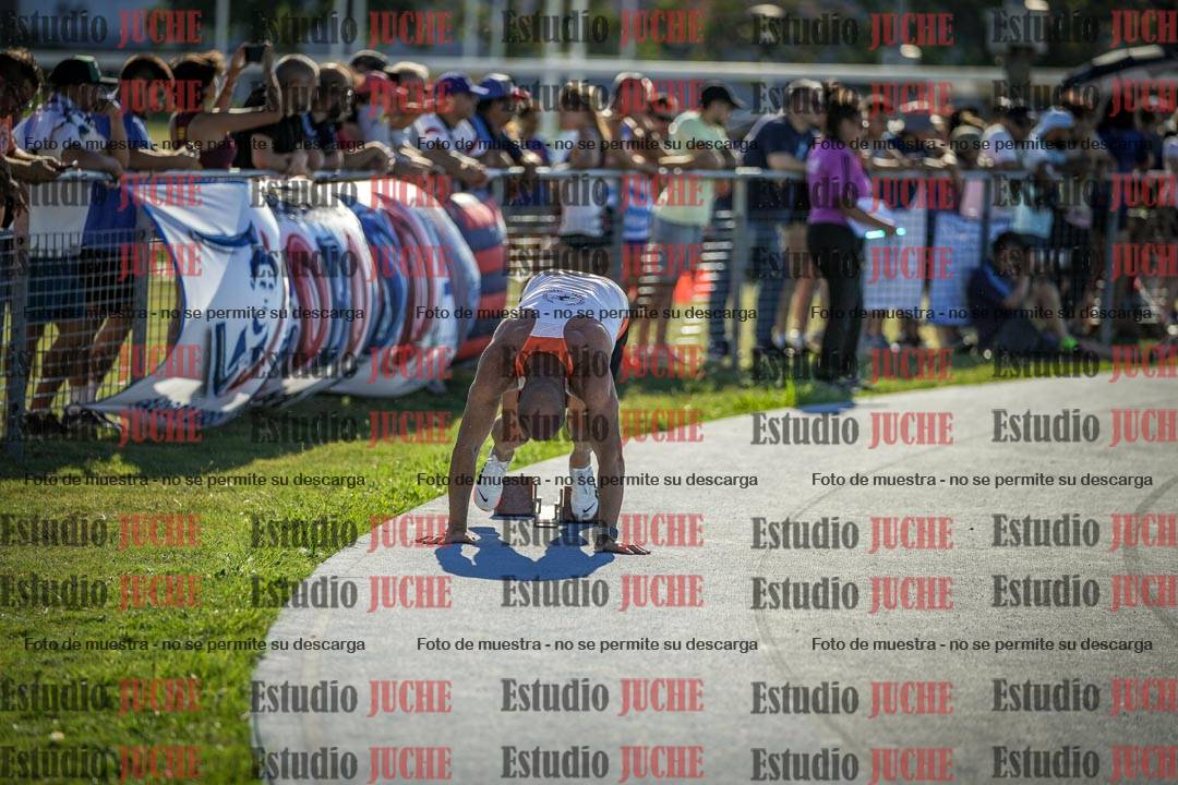 Fotos de los 400 m llanos de varones