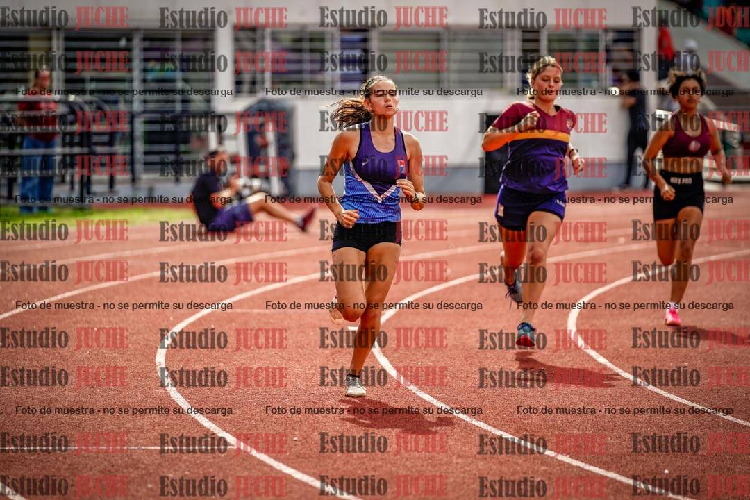 Fotos de los 800 m llanos de mujeres - hepta 7