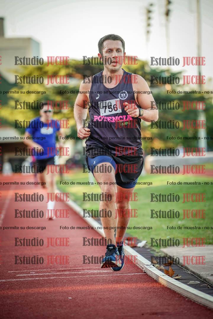 Fotos de los 3000 m llanos de varones