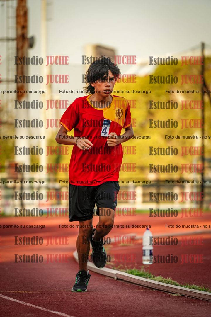 Fotos de los 2400 m llanos de varones