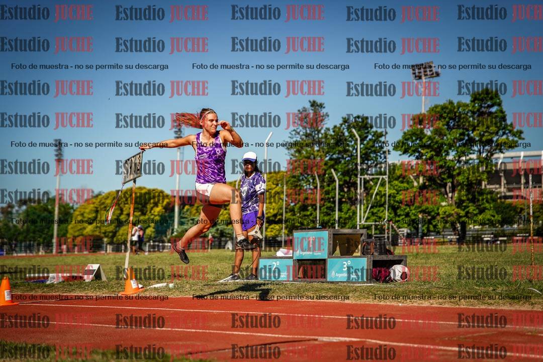 Fotos del salto triple de mujeres y varones - tablas de 8 - 11 - 13