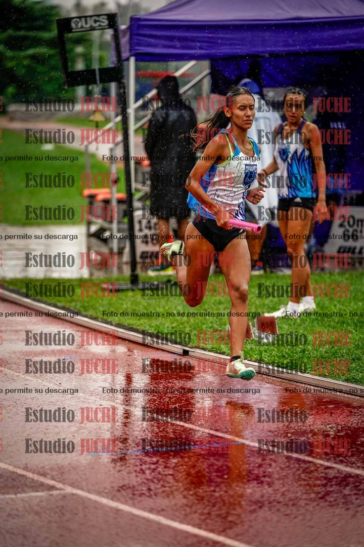 Fotos de las postas 4x400 m de mujeres