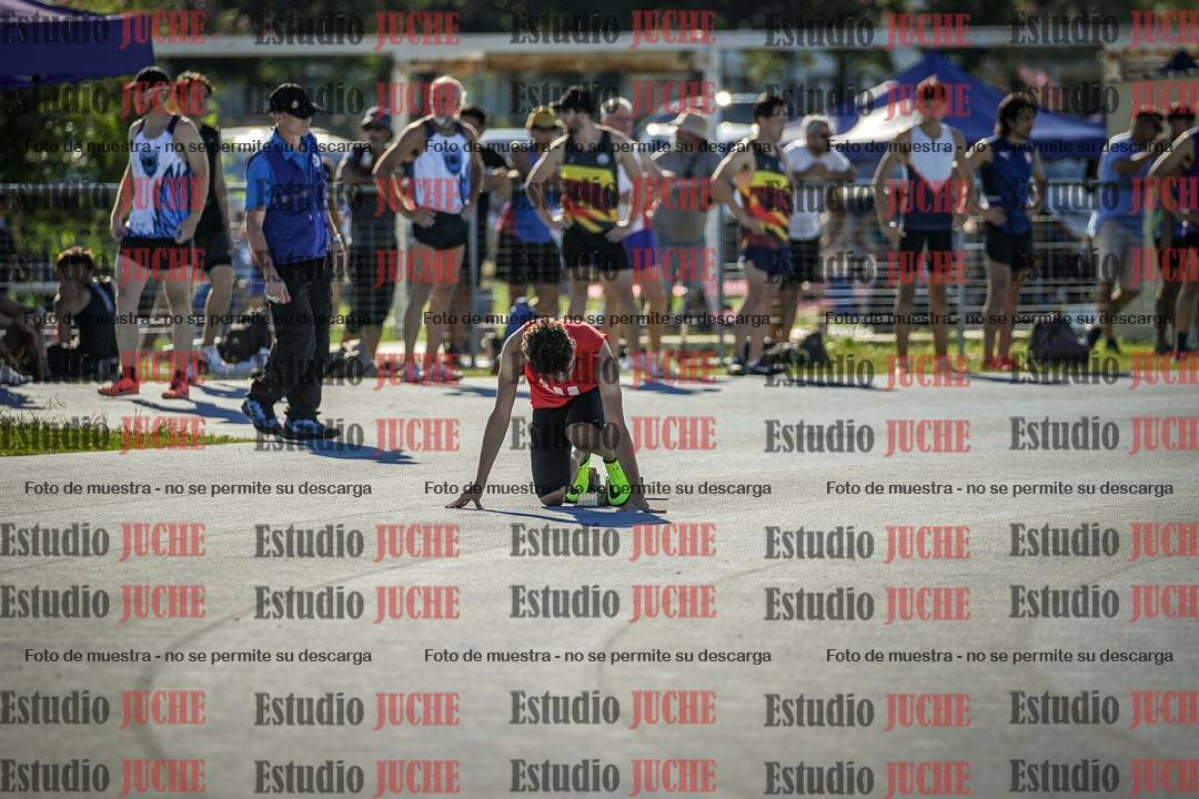 Fotos de los 400 m llanos de varones