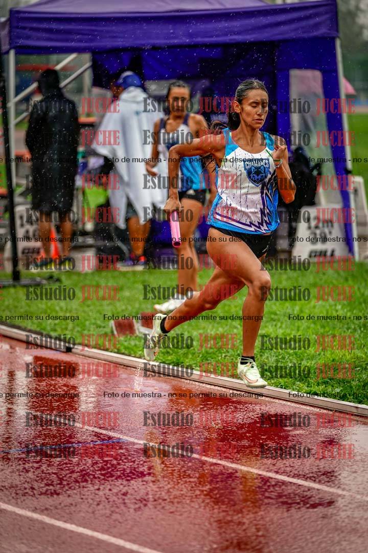Fotos de las postas 4x400 m de mujeres
