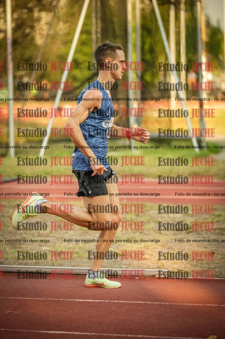 Fotos de los 5000 m llanos de mujeres y varones