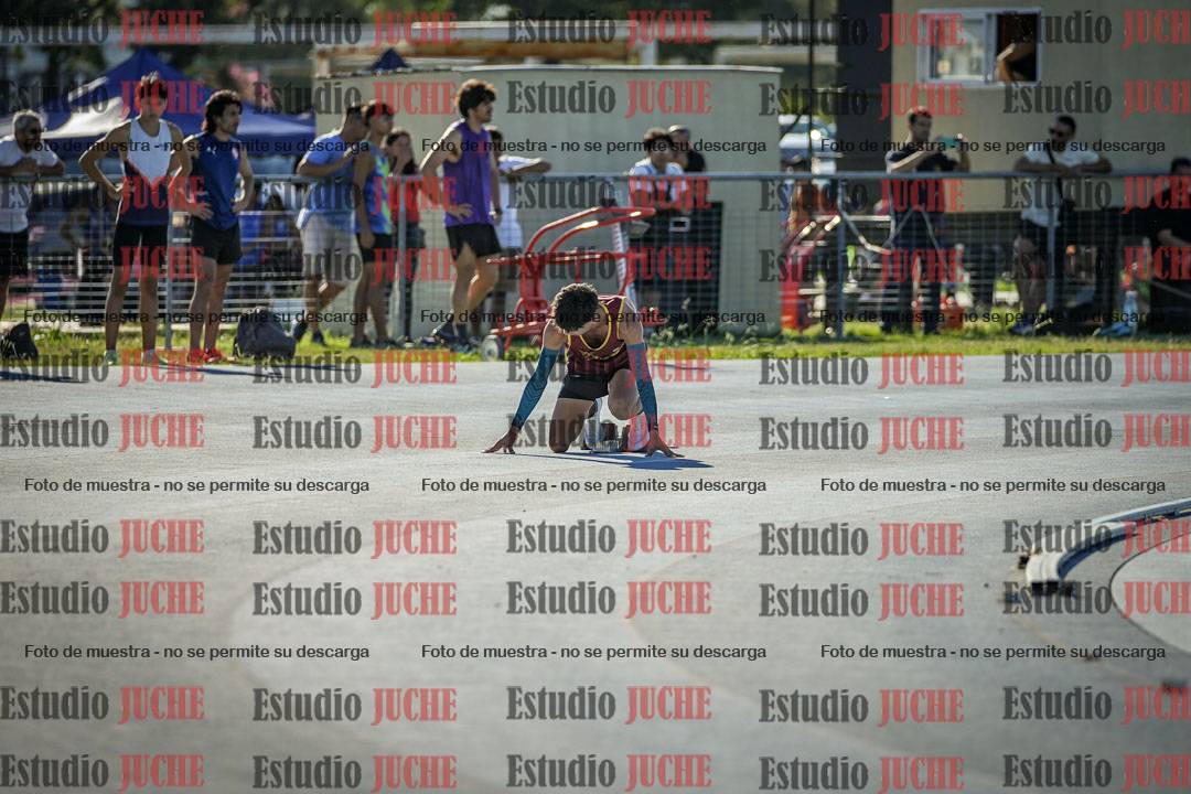 Fotos de los 400 m llanos de varones