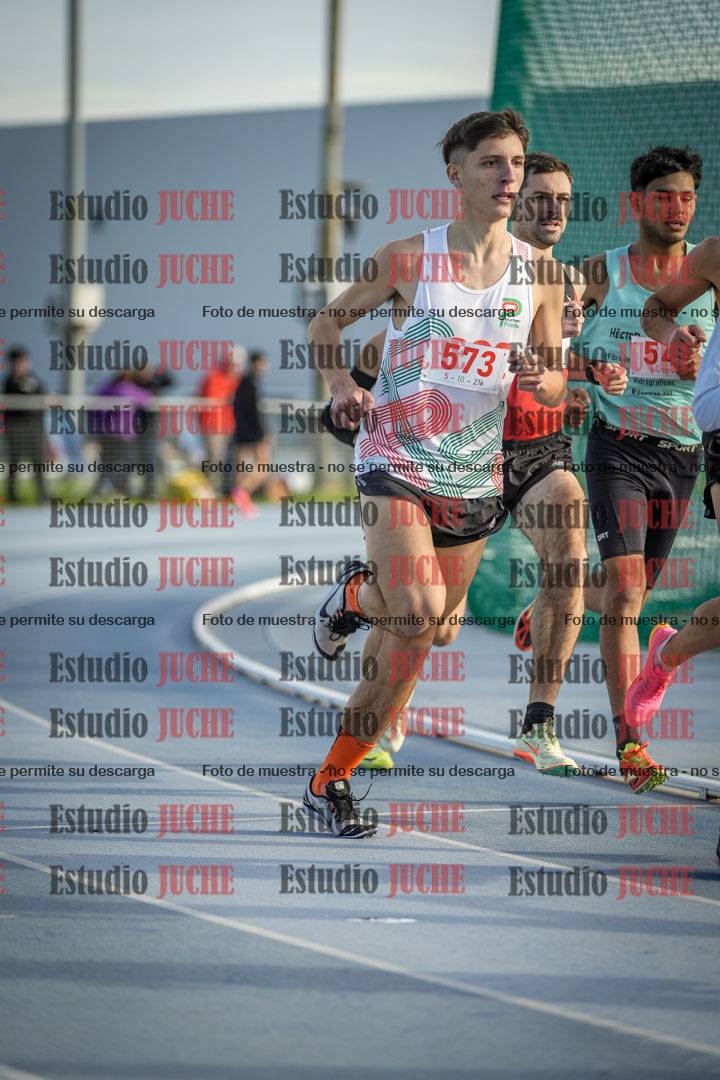 Fotos de los 1500 m llanos de varones