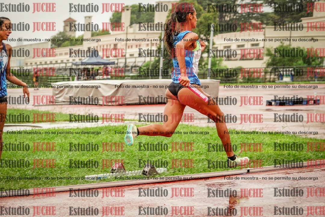 Fotos de las postas 4x400 m de mujeres