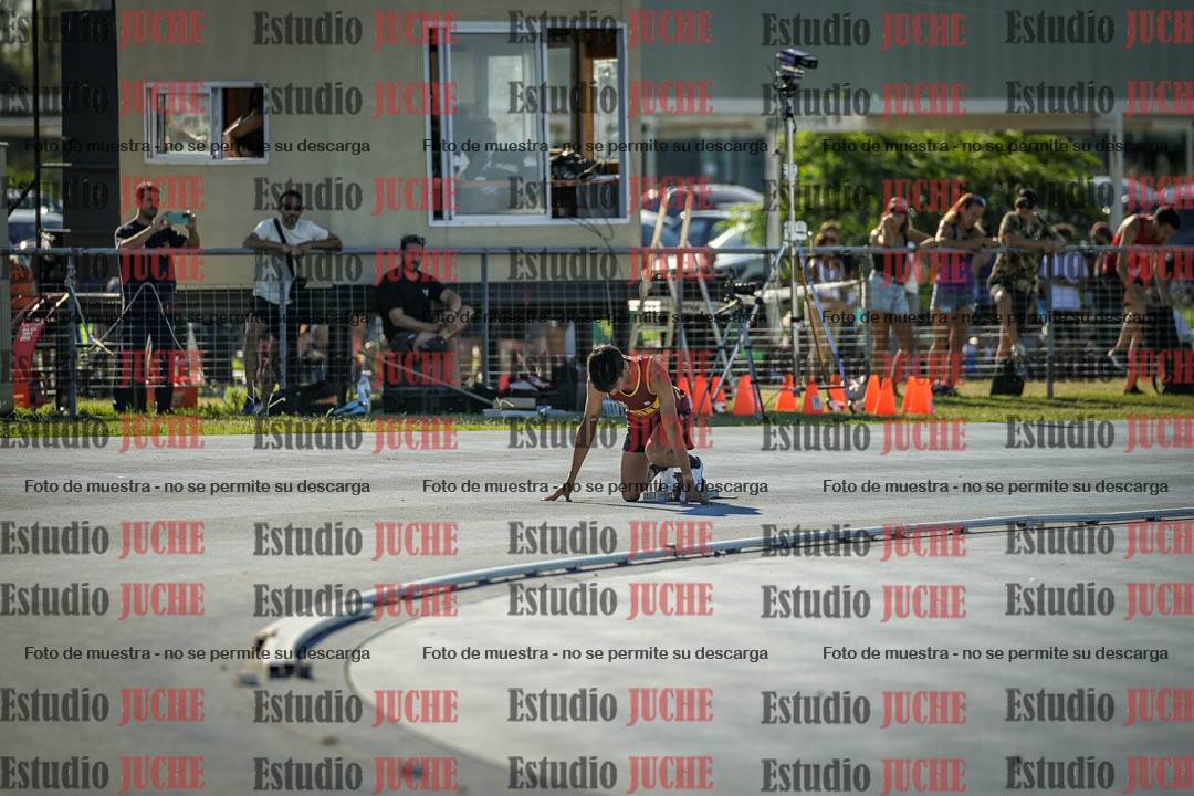 Fotos de los 400 m llanos de varones