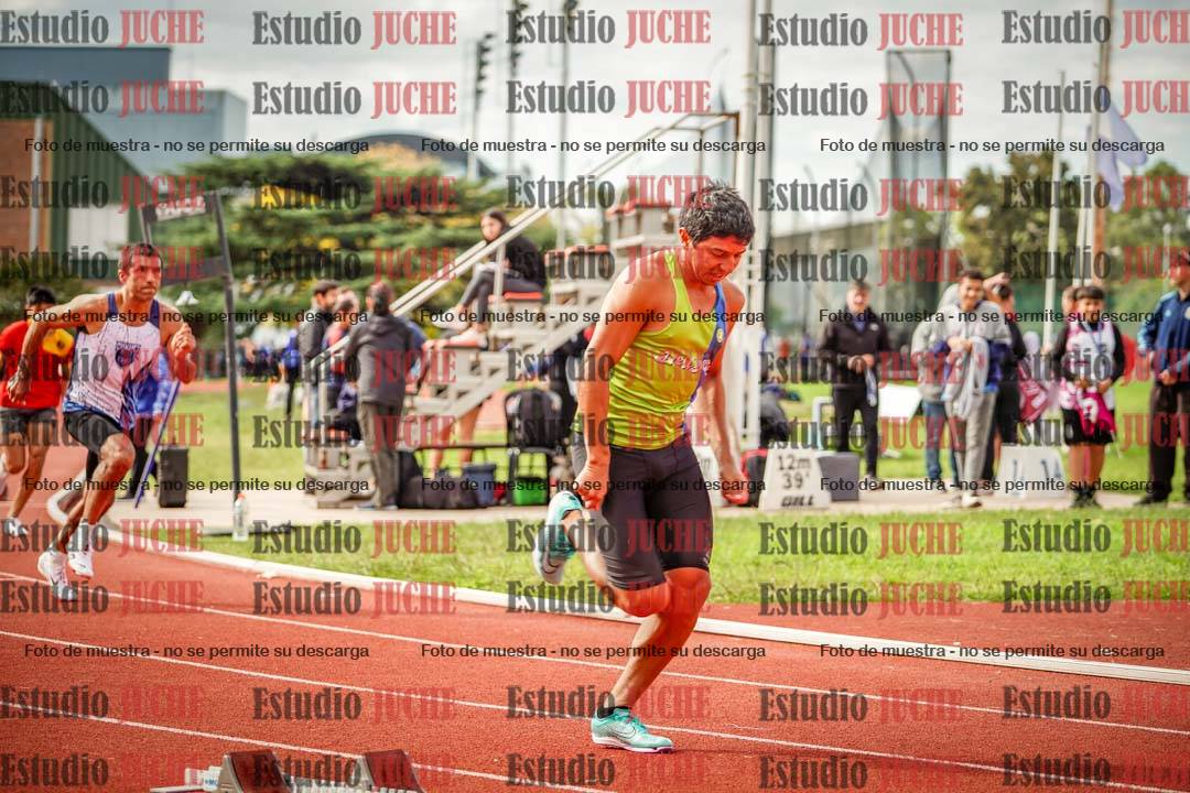 Fotos de los 400 m llanos de varones