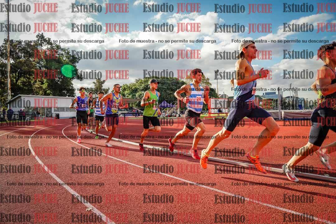 Fotos de los 1500 m llanos de varones