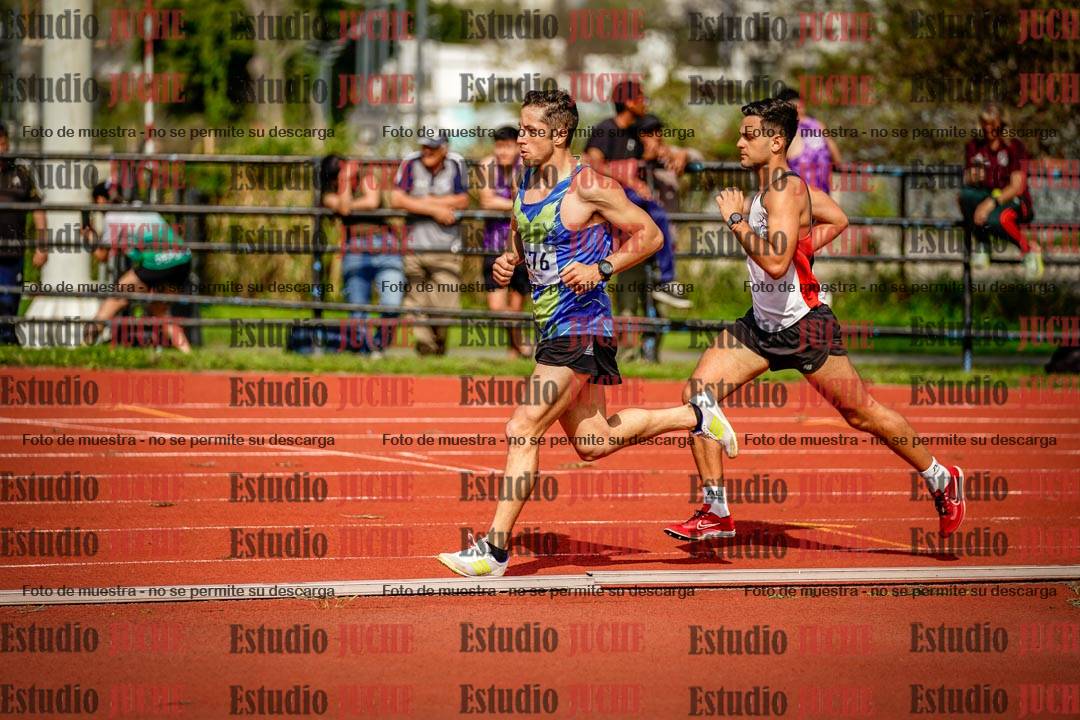 Fotos de los 3000 m llanos de varones
