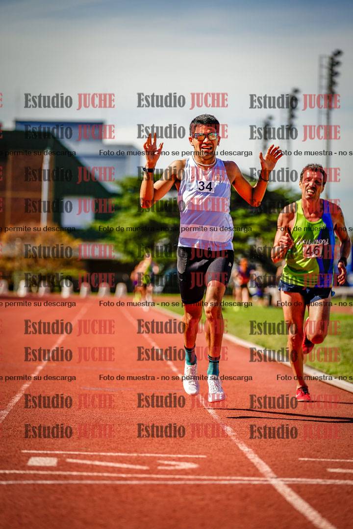 Fotos de los 5000 m llanos de mujeres y varones
