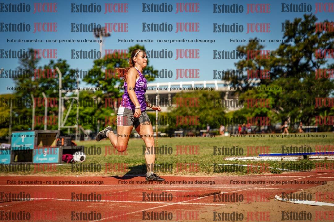 Fotos del salto triple de mujeres y varones - tablas de 8 - 11 - 13