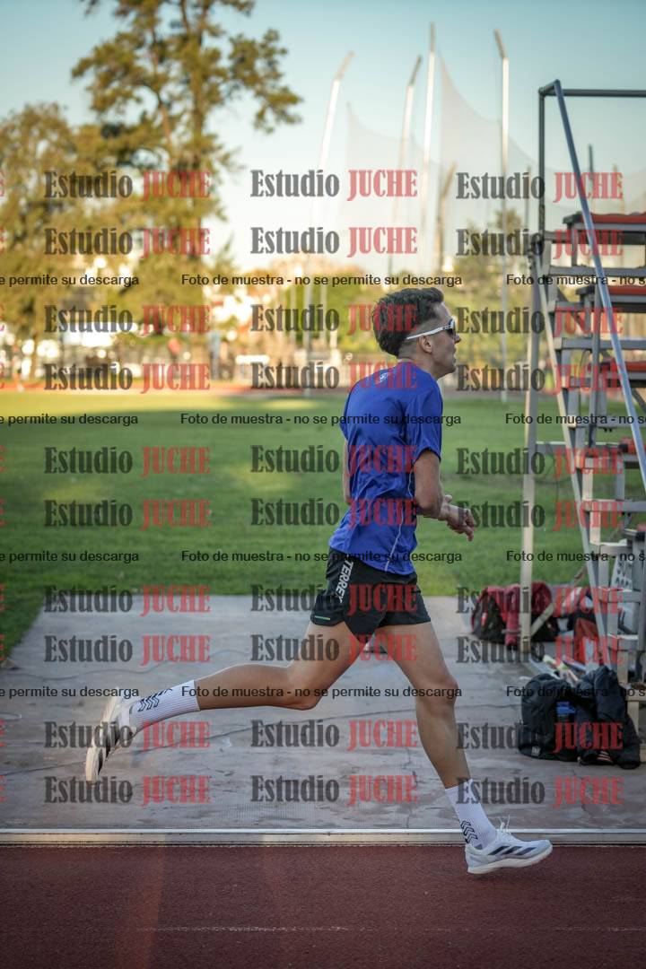 Fotos de los 3000 m llanos de varones