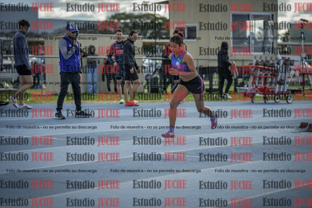 Fotos de las postas 4x400 m llanos de mujeres