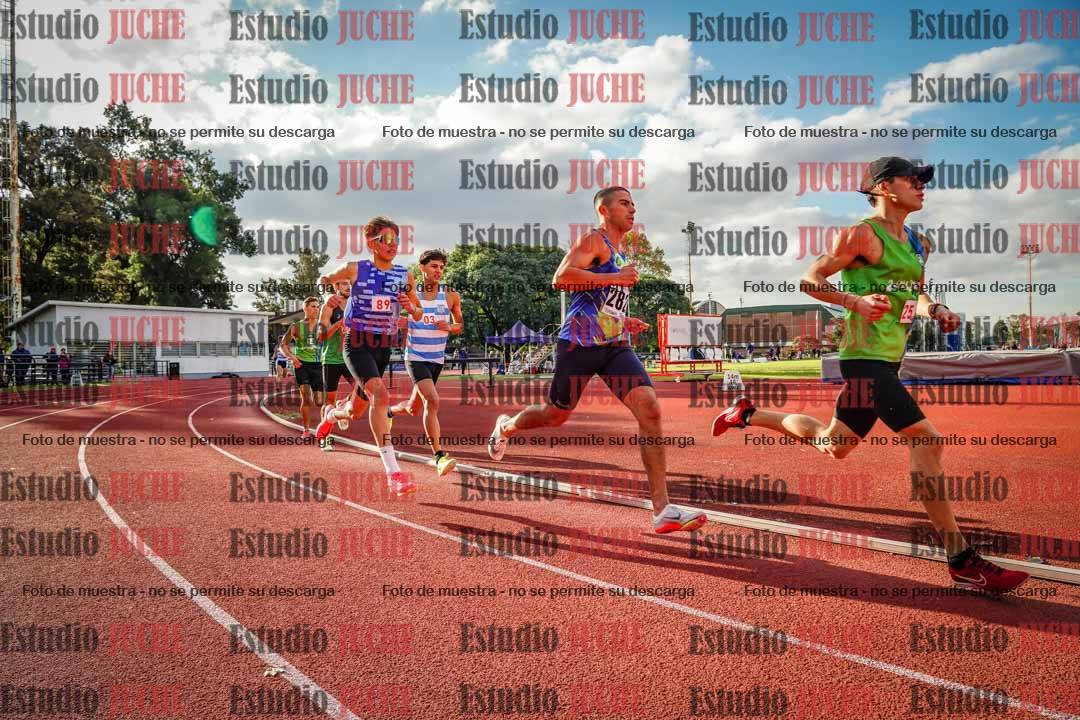 Fotos de los 1500 m llanos de varones