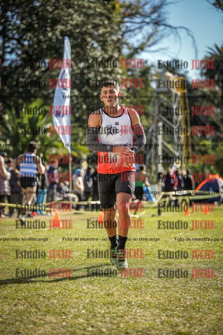 Fotos de la llegada del cross de 8000 m