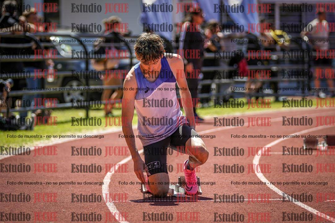 Fotos de los 400 m llanos de varones